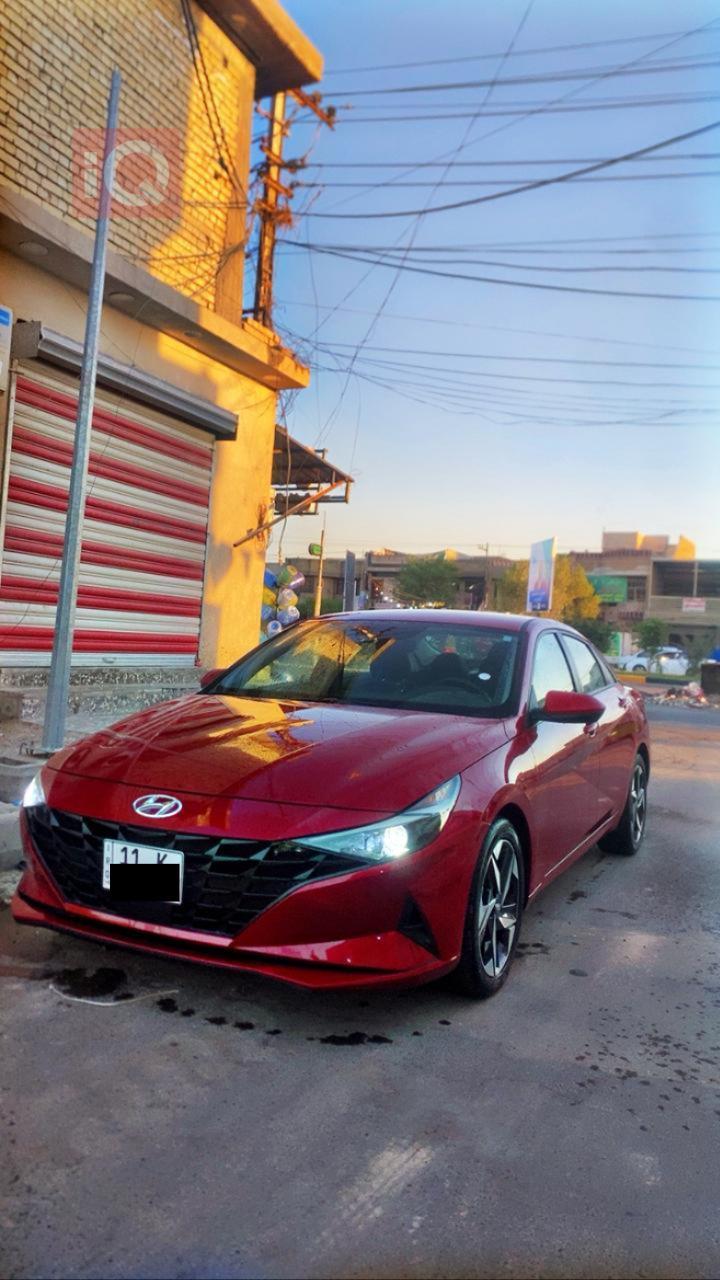 هیوندای ئەلەنترا